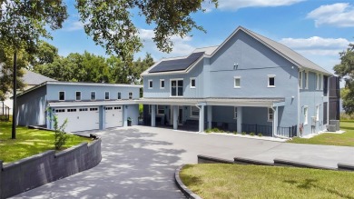 Lake Home For Sale in Ocoee, Florida