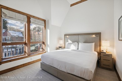 2024 renovations completed (including new decor, furniture - photo 12