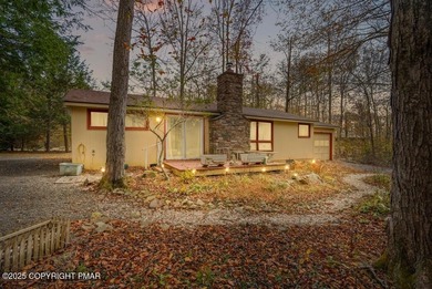 Lake Naomi Home For Sale in Pocono Pines Pennsylvania