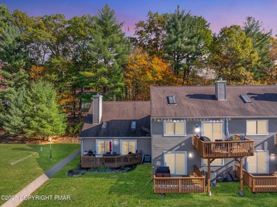 Mill Pond Townhome/Townhouse For Sale in Bushkill Pennsylvania