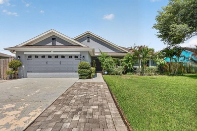 Welcome to your own slice of Florida paradise! This beautifully - photo 1