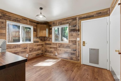 Motivated Seller. Most mountain cabins make you choose between - photo 11