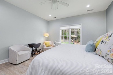 Gorgeous home in the beautiful gated community of Sunset Pointe - photo 13