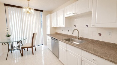 Spacious 1BR/1.5BA Lakefront Condo - All Ages Welcome! Features - photo 3