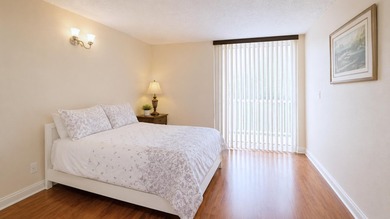 Spacious 1BR/1.5BA Lakefront Condo - All Ages Welcome! Features - photo 9