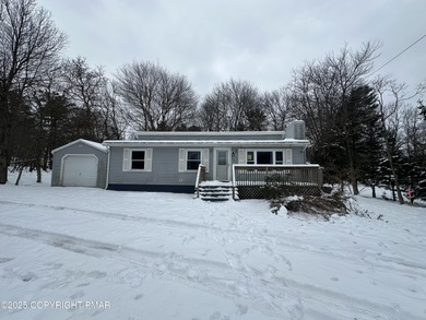 Indian Mountain Lakes Home Sale Pending in Albrightsville Pennsylvania