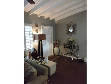 Beautiful home in Plantation (Country Club Estates), directly - photo 8