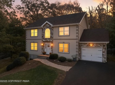 Lake Harmony Home For Sale in Lake Harmony Pennsylvania