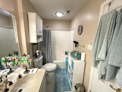 Great brick home located in the Edgewater Estates Subdivision - photo 15