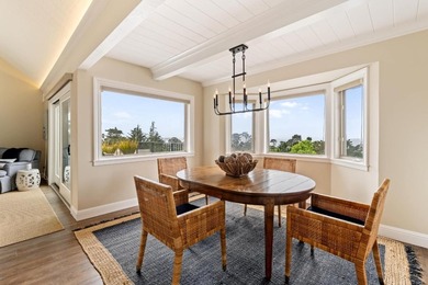 Carmel Pied-A-Terre with Sweeping Ocean Views! Indulge in - photo 15