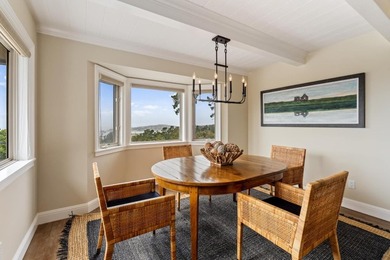 Carmel Pied-A-Terre with Sweeping Ocean Views! Indulge in - photo 16