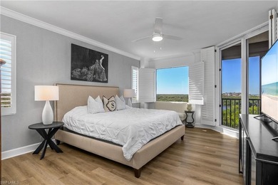 Exquisitely updated and move-in-ready, this 3 bedroom 3 bath end - photo 16
