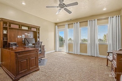 Golf Course Living- Entertainer's paradise that can easily - photo 17