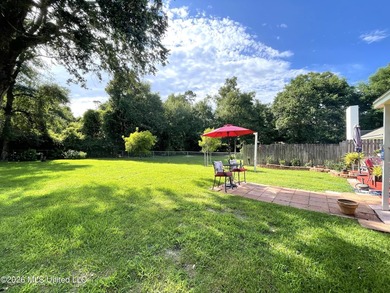 Great brick home located in the Edgewater Estates Subdivision - photo 18