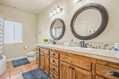 Golf Course Living- Entertainer's paradise that can easily - photo 21