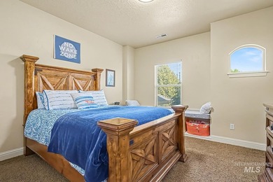 Golf Course Living- Entertainer's paradise that can easily - photo 25