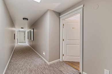 Carmel Pied-A-Terre with Sweeping Ocean Views! Indulge in - photo 37