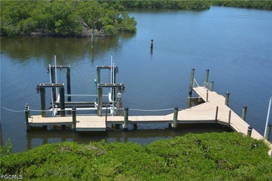 Exceptional Waterfront Luxury in Exclusive Jonathan Harbour! - photo 42