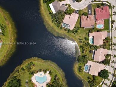 Lakefront living doesn't get more complete than this. Fully - photo 6