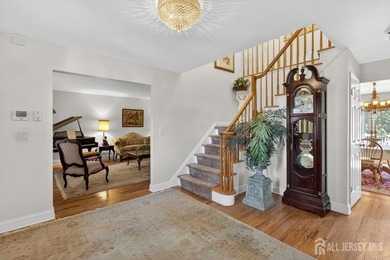 Custom built 5-bedroom Center Hall Colonial in one of East - photo 6