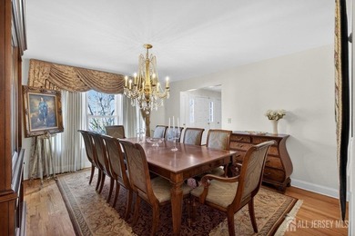 Custom built 5-bedroom Center Hall Colonial in one of East - photo 9