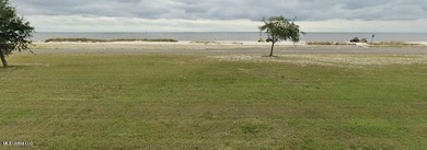 The owner is a licensed realtor. One of the prettiest beachfront - photo 1
