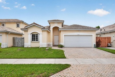Welcome to one of the most sought after communities of San Jose - photo 1