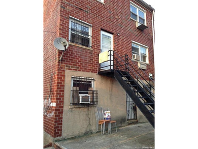 Corner Property - Investor's Dream & Income Producer! Discover - photo 5