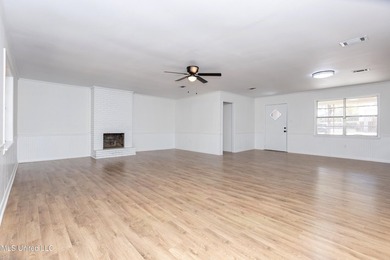 Enjoy waterfront living on the bayou in Gautier, conveniently - photo 40