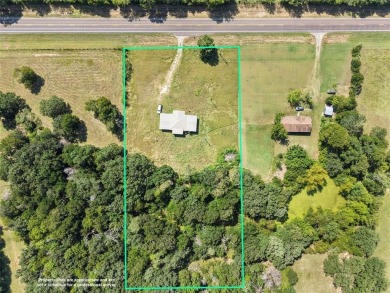 Richland Chambers Lake Home Active Under Contract in Streetman Texas