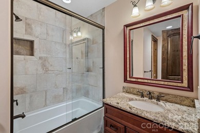 Where luxury meets the water's edge! This exquisite waterfront - photo 22