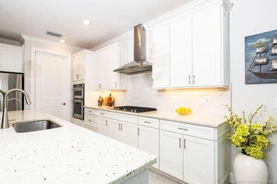Move-in ready and loaded with upgrades, this Stellar model - photo 22