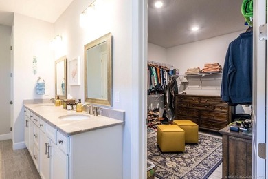 Move-in ready and loaded with upgrades, this Stellar model - photo 37