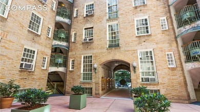 Nestled on the 6th floor of the historic Cherokee building, this - photo 7