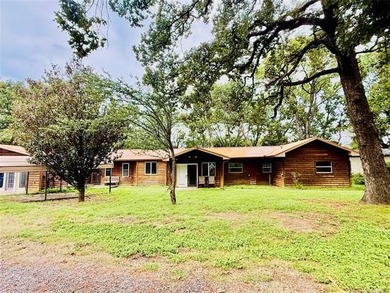 Waterfront home with private dock and 2 shops! Dock has new - photo 6