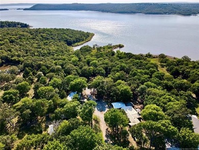 Waterfront home with private dock and 2 shops! Dock has new - photo 7