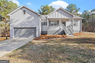 Rare find - Recently updated three bedroom/2bath home on .68 - Lake Home For Sale in Greensboro, Georgia