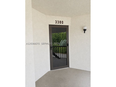 Welcome to Your New Home! LOOK NO FURTHER! Experience absolute - photo 2