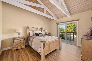 Perched on the Bay Park hillside, this 4,212 sq ft residence - photo 16