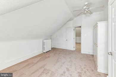 **WATERVIEW** Enjoy LIFE on the WATER here in this lovely 4 - photo 17