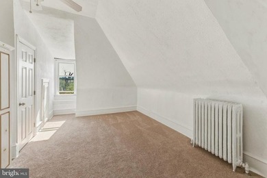 **WATERVIEW** Enjoy LIFE on the WATER here in this lovely 4 - photo 19