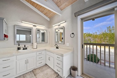 Perched on the Bay Park hillside, this 4,212 sq ft residence - photo 19