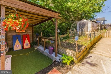**WATERVIEW** Enjoy LIFE on the WATER here in this lovely 4 - photo 25