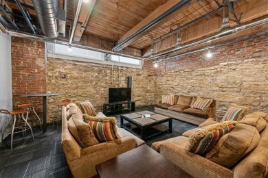 Live in the heart of Kansas City's Garment District at the