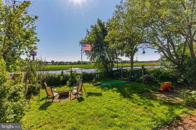 **WATERVIEW** Enjoy LIFE on the WATER here in this lovely 4 - photo 29