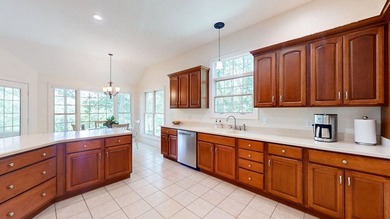 Custom Built Brick Beauty Immaculate 4/5 bedroom home w/ full - photo 8