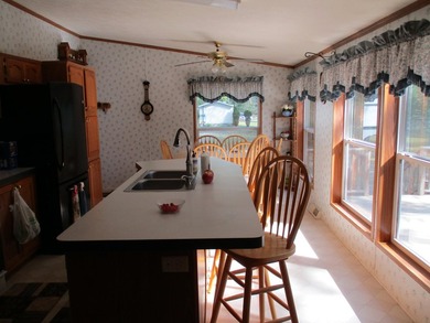 Looking for that perfect up north escape? This could be the home - photo 9