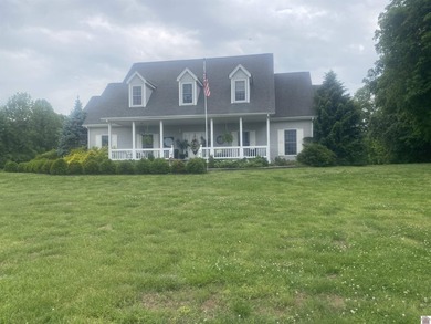 Country living at it's best. Check out this custom-built home - photo 4