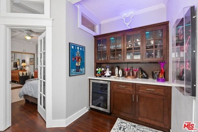 Charming, top-floor corner penthouse in the iconic Californian - photo 13
