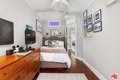 Charming, top-floor corner penthouse in the iconic Californian - photo 22